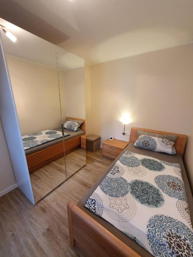Haus Monika Apartment Zeltingen-Rachtig Bagian luar foto